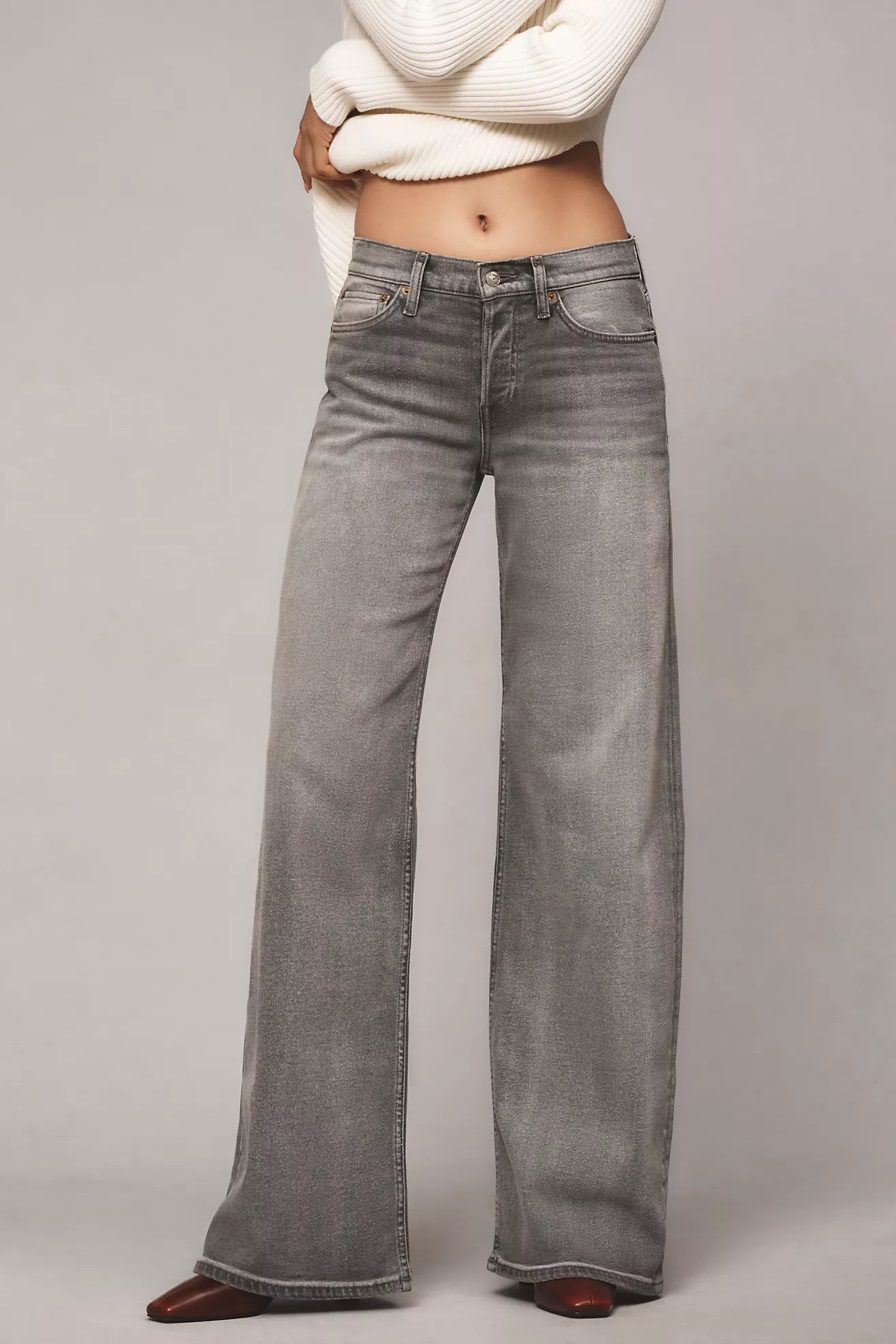 Mid Rise Wide Leg