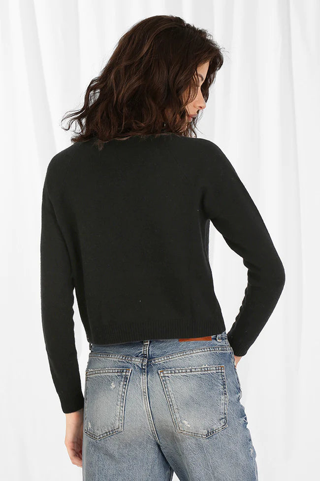 Cashmere LS Shrunken Crew in Black