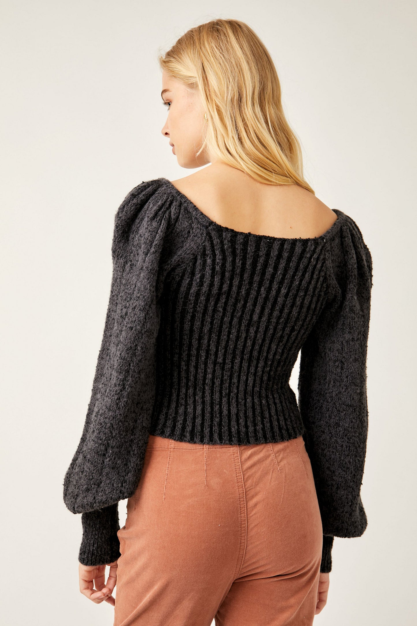 Katie Pullover