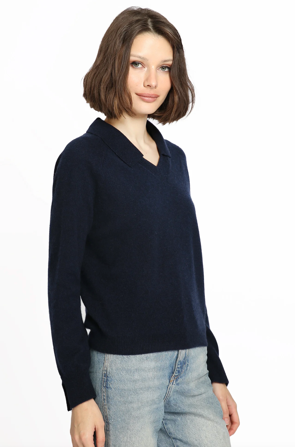 Cashmere V-Neck Pullover wth Collar