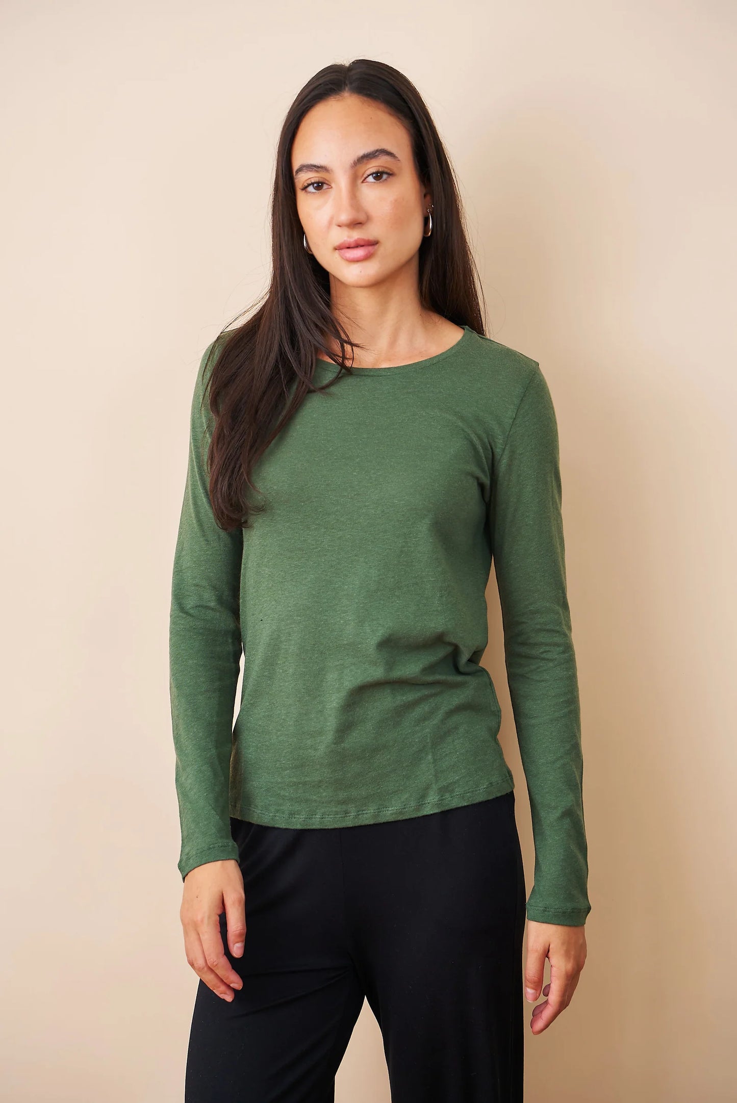 Soft Touch L/S Semi Relaxed Crew in Mousse