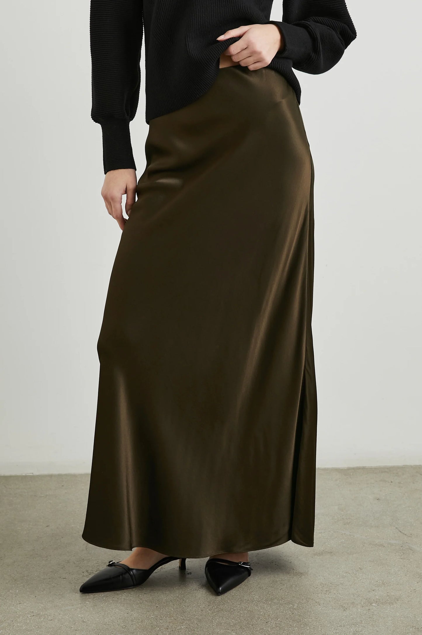 Romina Skirt in Dark Moss