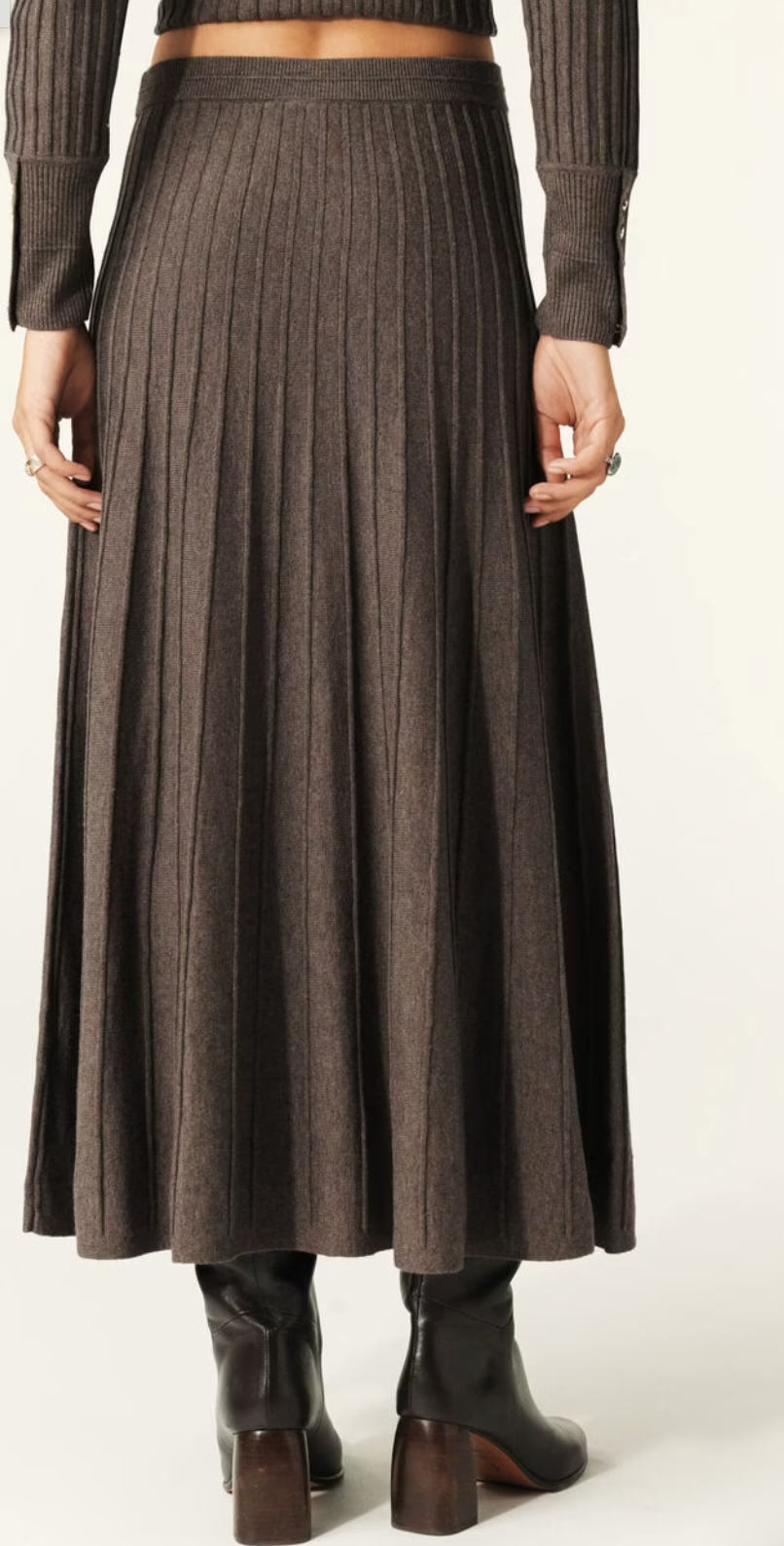 Jada Knit Midi Skirt